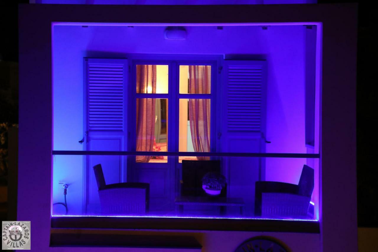 Located By The Sea One Beachfront Private Captain Lazaros Pool Villa With Loft In 750Sqm Spacious Private Plot-Jacuzzi-Sunrelax-Furnished Terace-Gazebo-Private Parking,Sleep 3 Adults And 2 Children, Just Steps From The Black Beach-Seaview Perissa  Esterno foto
